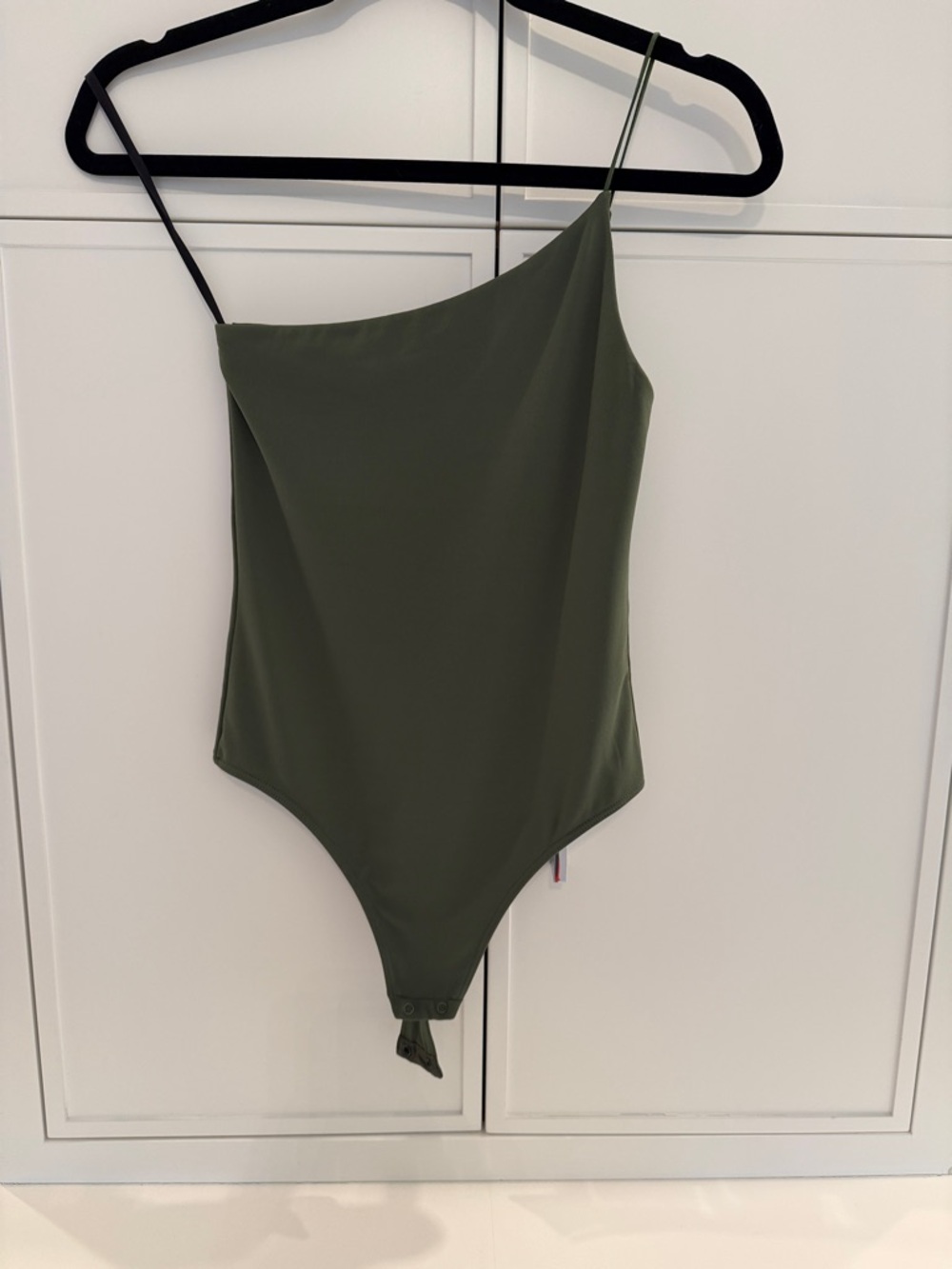 Aritzia Babaton contour army green one shoulder bodysuit. Brand new! Size S.